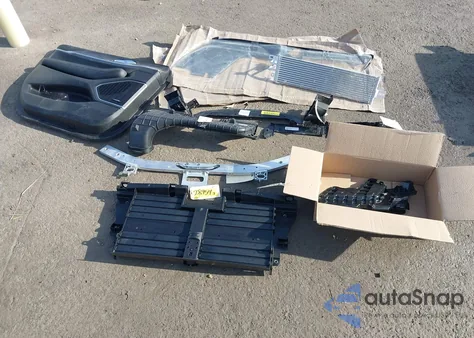 2023 Jeep Grand Cherokee 4Xe из США, поврежденный, VIN 1C4RJYB63PC650115